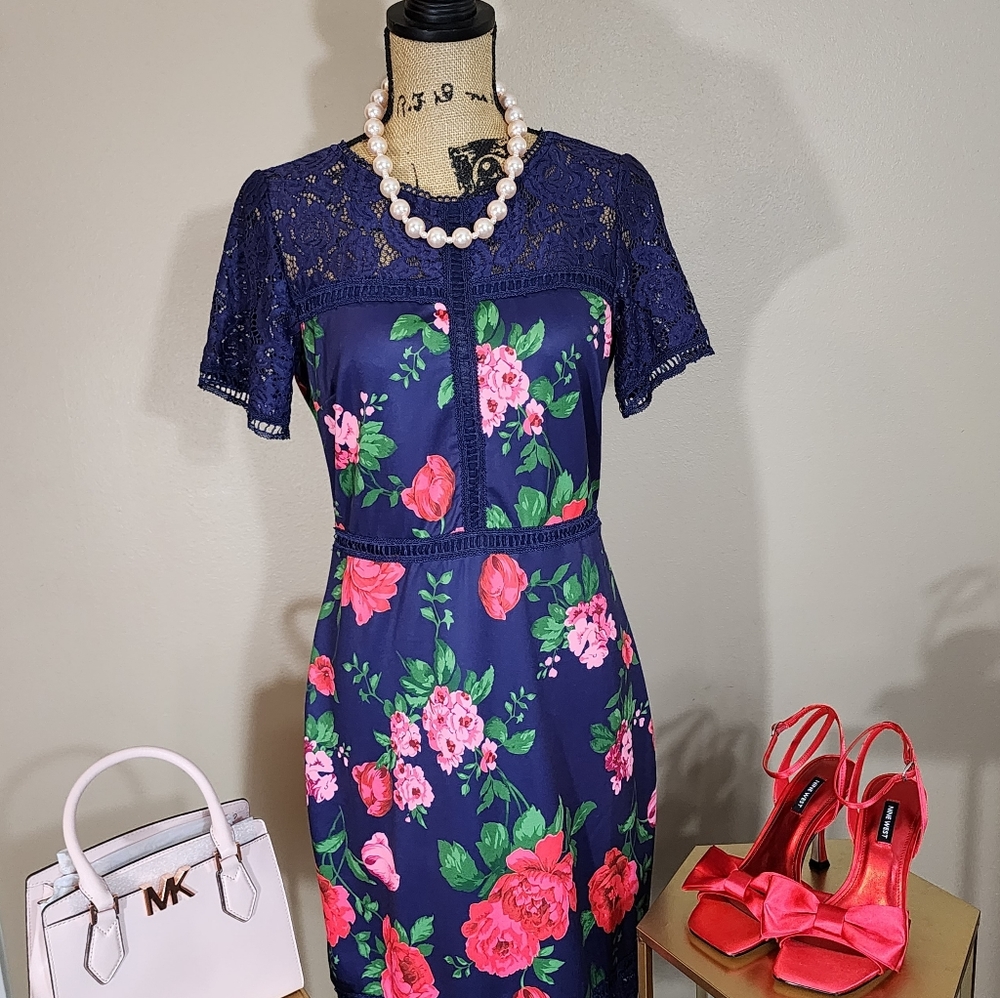 New York & Company: Navy Blue Floral: size S